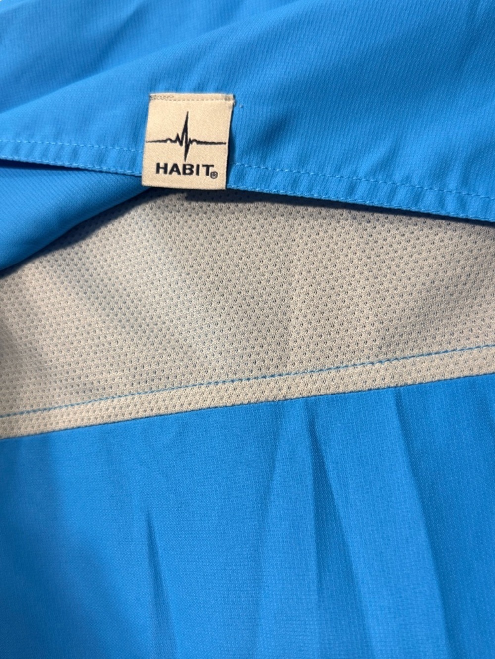 Mens Habit short sleeve vented fishing shirt in Malibu Blue Size 2XL. EUC - Picture 5 of 10